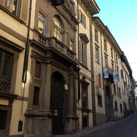 Apartamento Accademia Deluxe Bérgamo Exterior foto