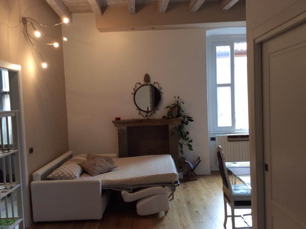 Apartamento Accademia Deluxe Bérgamo Habitación foto