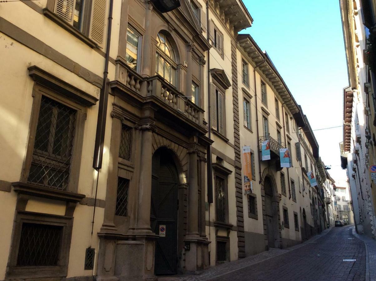 Apartamento Accademia Deluxe Bérgamo Exterior foto