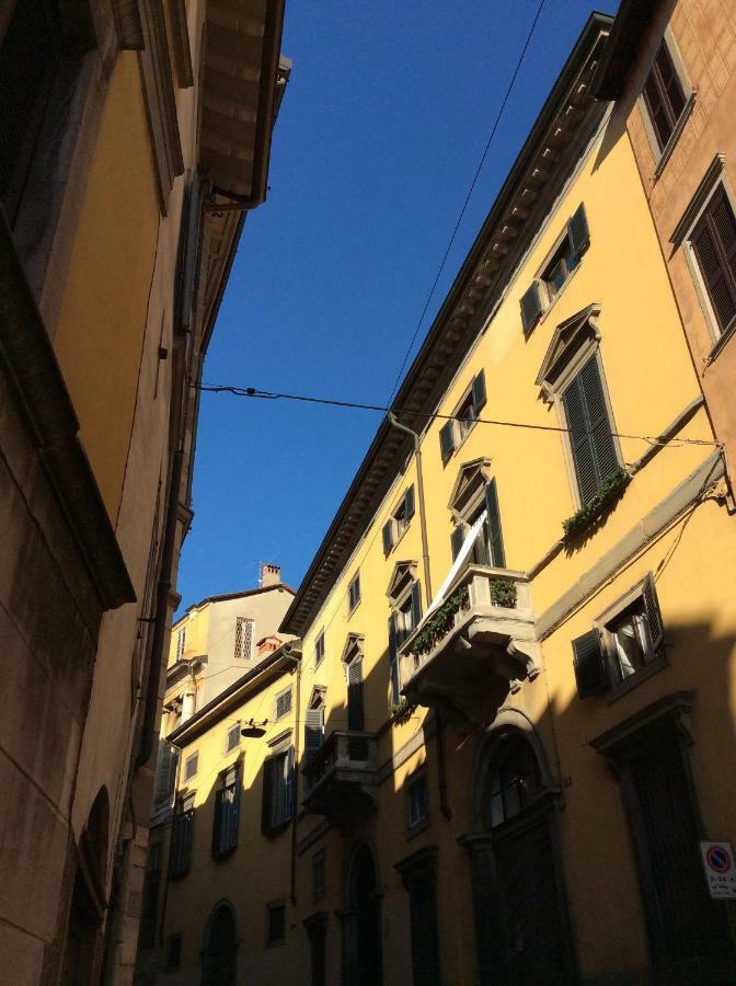 Apartamento Accademia Deluxe Bérgamo Exterior foto